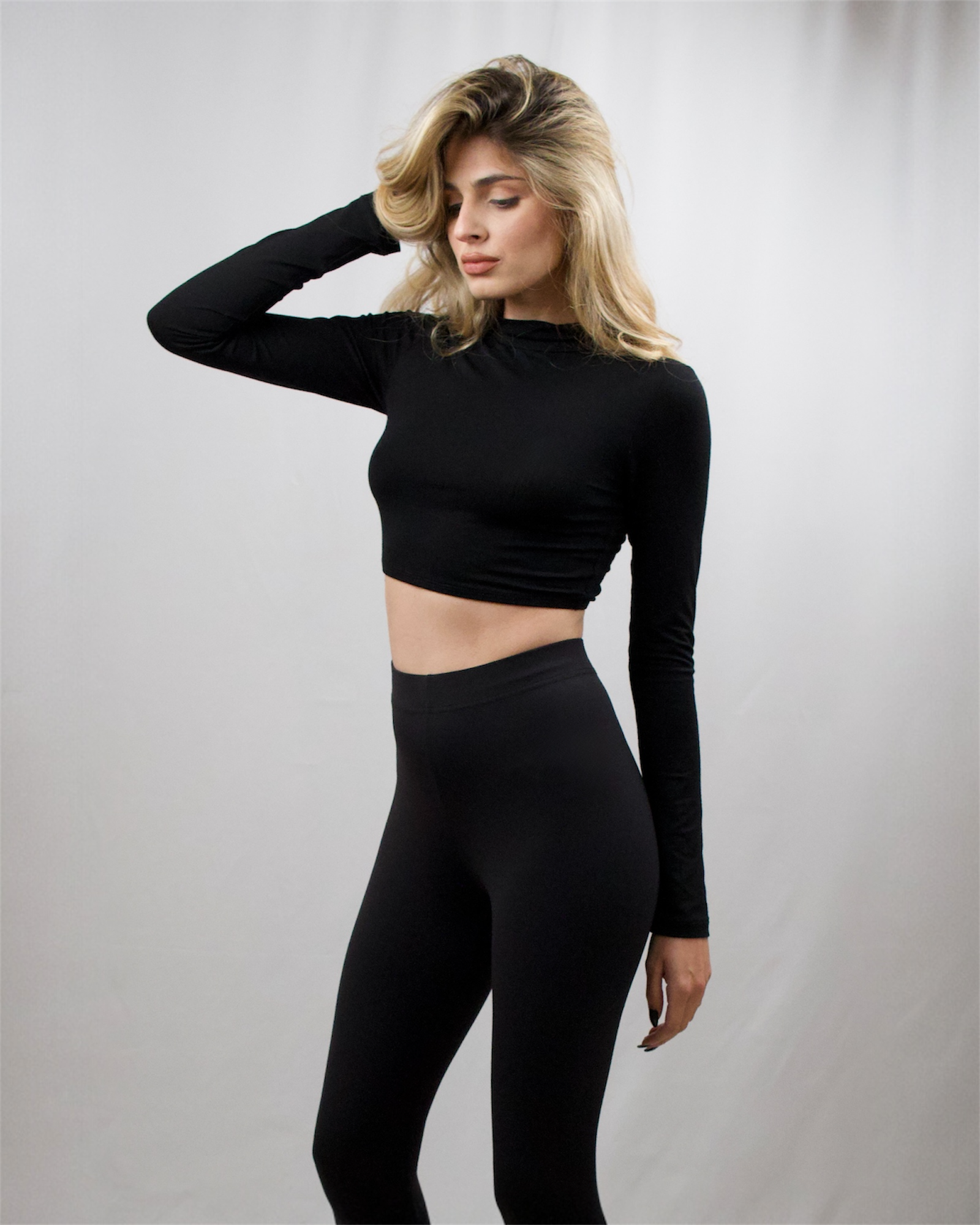 Black turtleneck crop top