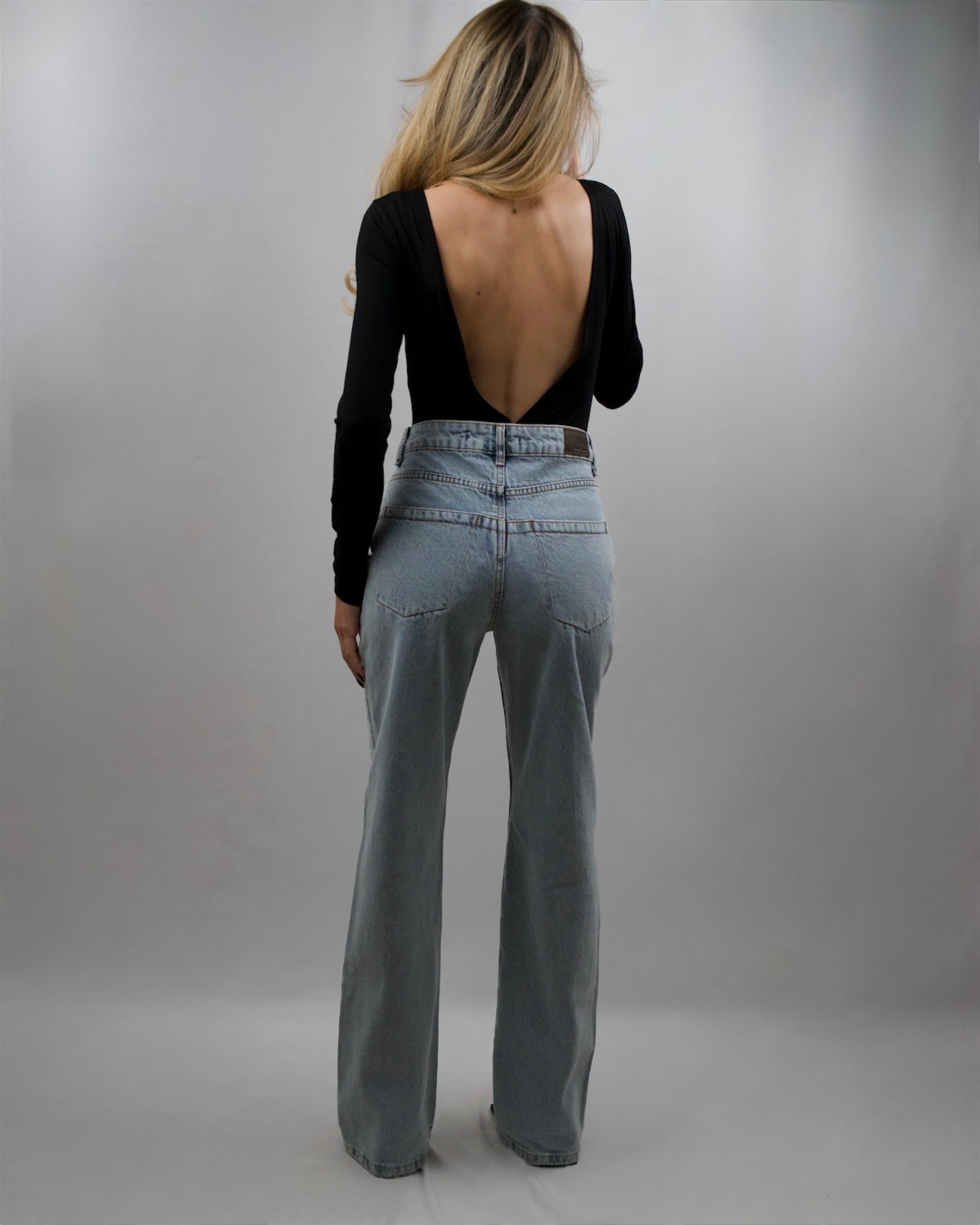 Κορμάκι εξώπλατο μαύρο