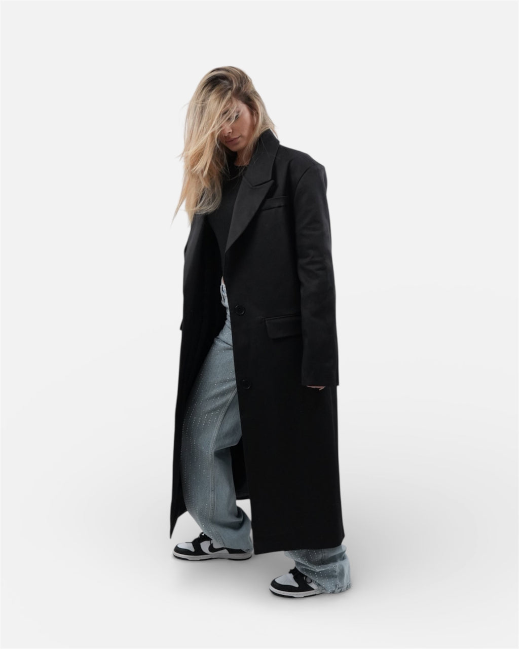 Μαύρο oversize μακρύ παλτό με κουμπιά και τσέπες