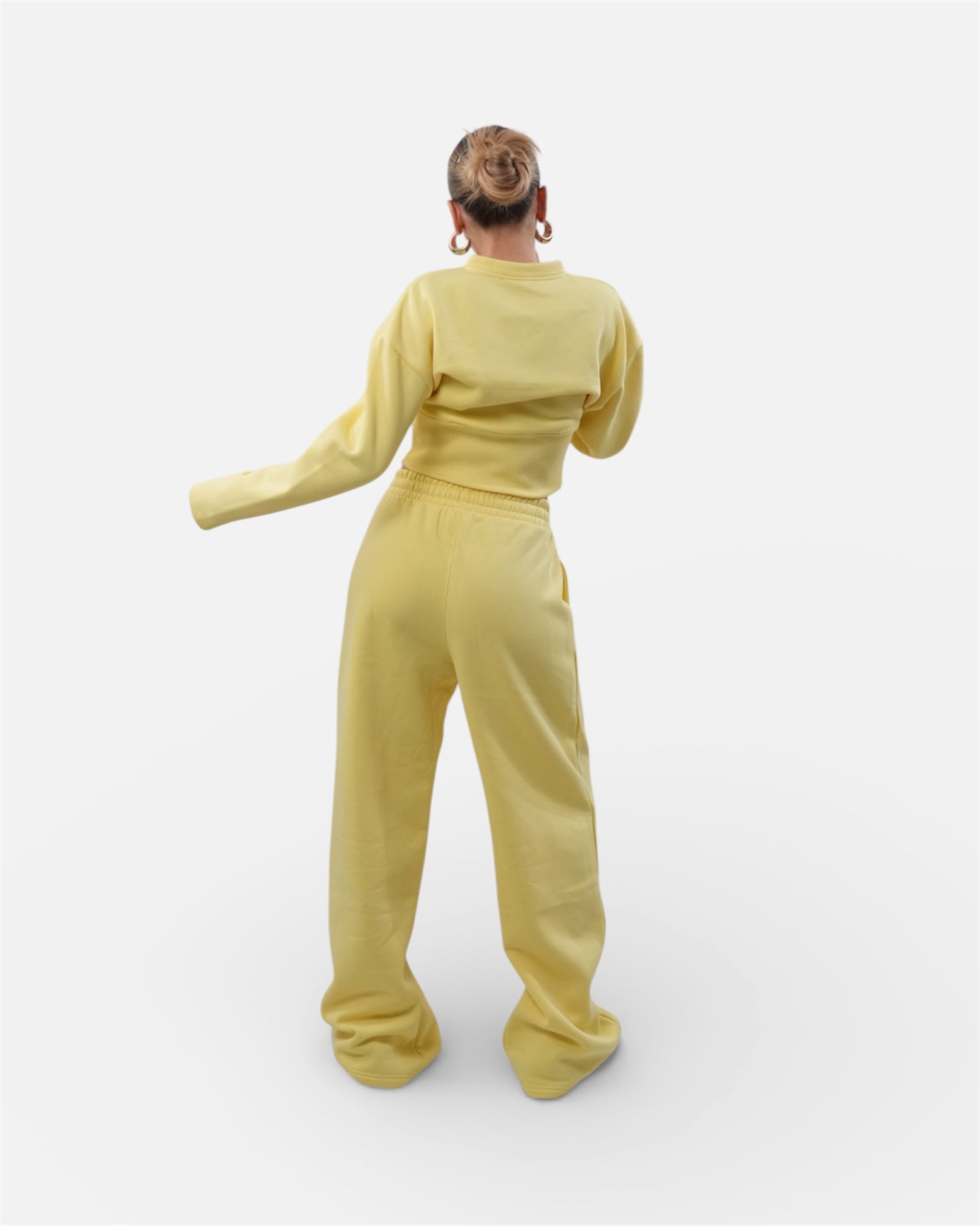 Σετ κίτρινη φόρμα με ζακέτα