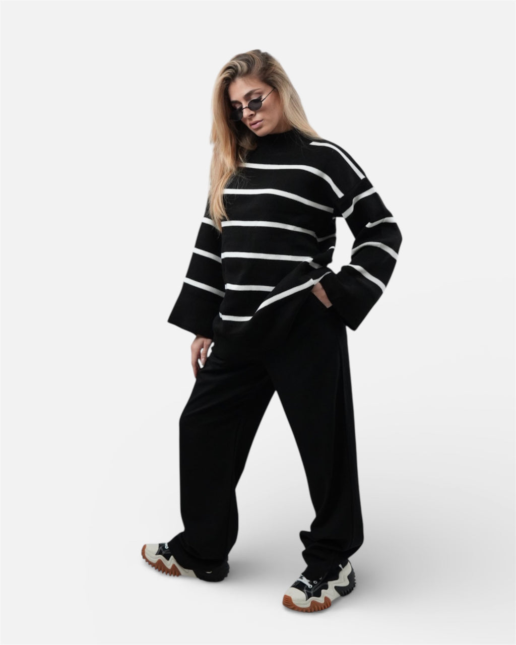 Oversized ριγέ πλεκτή μπλούζα